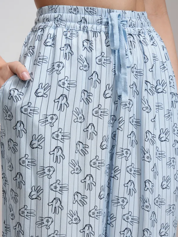 Disney By Tokyo Talkies Women Blue Mickey Mouse Shirt With Palazzos