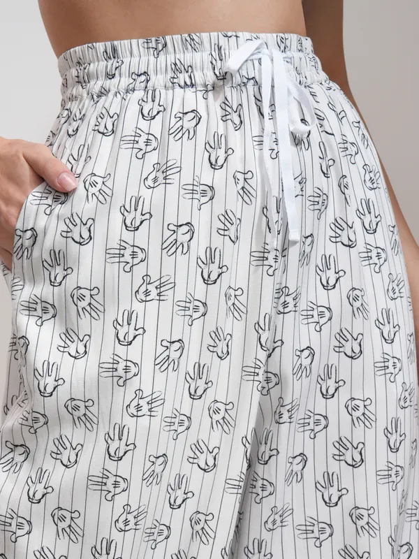 Disney By Tokyo Talkies Women White Mickey Mouse Shirt With Palazzos