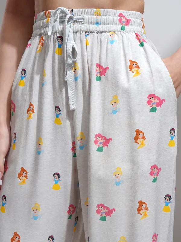 Disney By Tokyo Talkies Women Grey Disney Princess Shirt With Palazzos