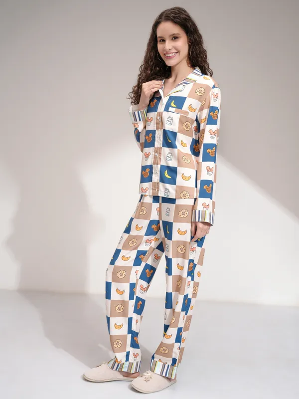 Disney By Tokyo Talkies Women Beige Mickey Mouse Shirt With Trouser