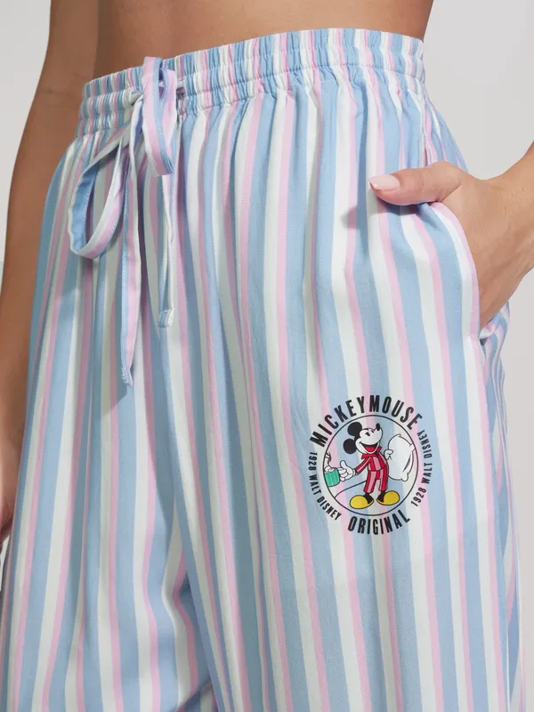 Disney By Tokyo Talkies Women Blue Mickey Mouse Shirt With Trouser