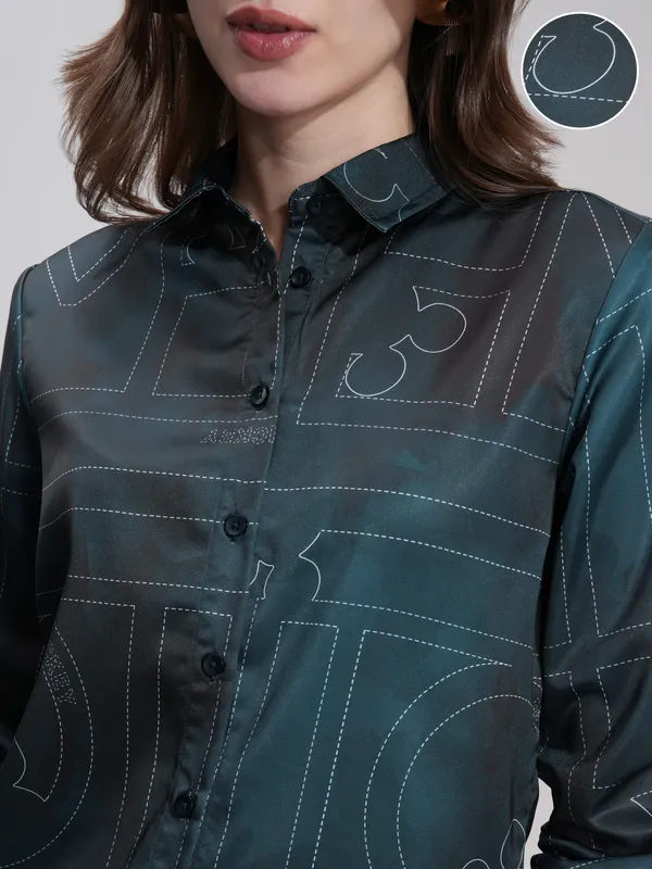 Disney By Tokyo Talkies Women Blue Mickey Mouse Shirt With Trouser