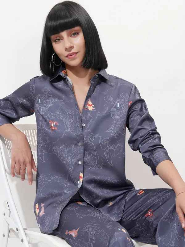Disney By Tokyo Talkies Women Navy Blue Winnie The Pooh Shirt With Trousers Co-Ords