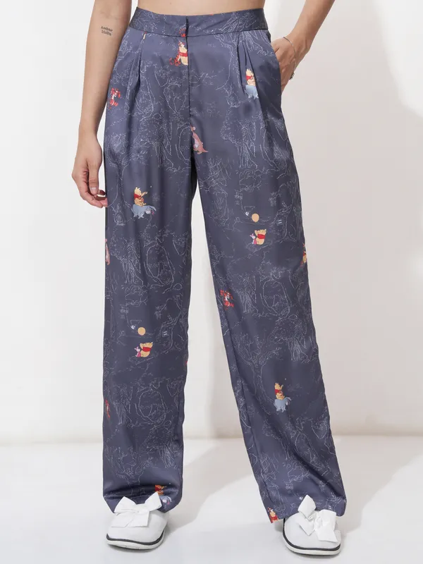 Disney By Tokyo Talkies Women Navy Blue Winnie The Pooh Shirt With Trousers Co-Ords