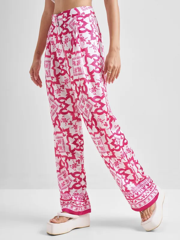 Disney By Tokyo Talkies Women Pink Mickey Mouse Shirt With Trouser Co-Ords