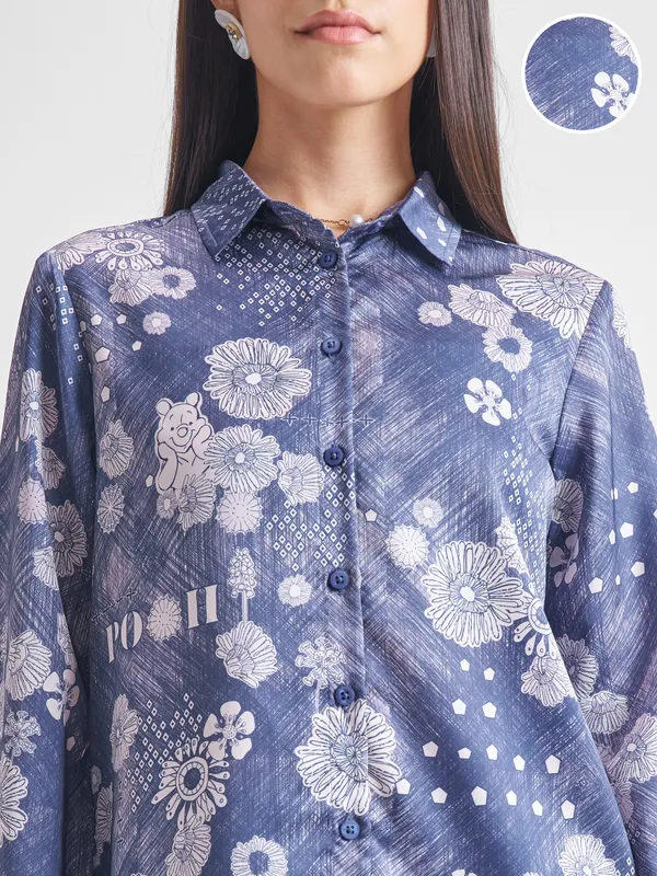 Disney By Tokyo Talkies Women Navy Blue Winnie The Pooh Shirt With Trouser Co-Ords