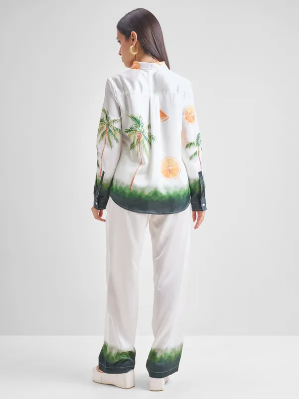 Disney By Tokyo Talkies Women White Mickey Mouse Shirt With Trouser Co-Ords