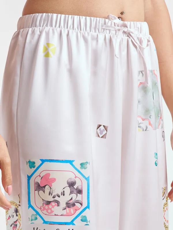 Disney By Tokyo Talkies Women Off White Mickey Mouse Shirt With Trouser Co-Ords