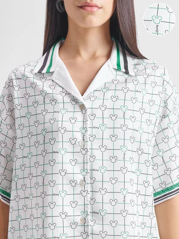 Disney By Tokyo Talkies Women White Mickey Mouse Shirt With Trouser Co-Ords