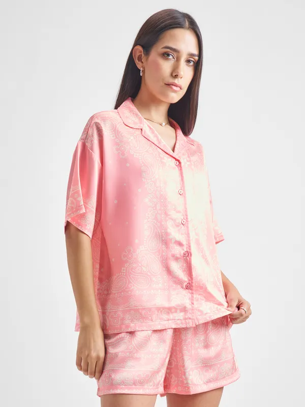 Disney By Tokyo Talkies Women Pink Mickey Mouse Shirt With Shorts Co-Ords