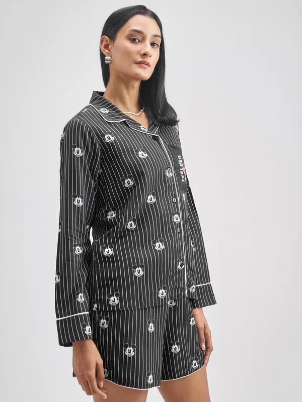 Disney By Tokyo Talkies Women Black Mickey Mouse Shirt With Shorts Co-Ords
