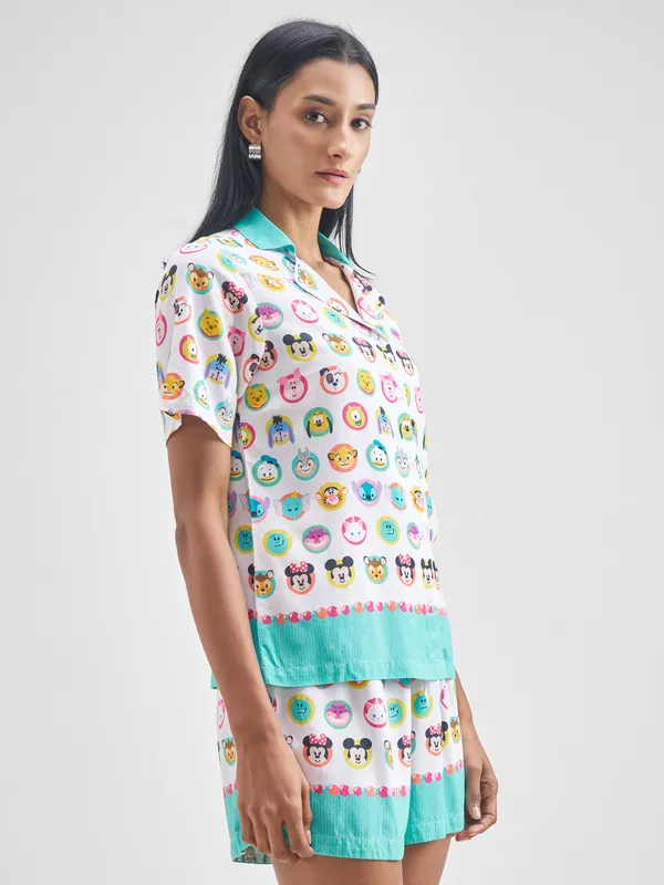 Disney By Tokyo Talkies Women White Disney Characters Shirt With Shorts Co-Ords
