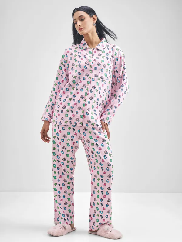 Disney By Tokyo Talkies Women Pink Donald Duck Shirt With Trouser Co-Ords