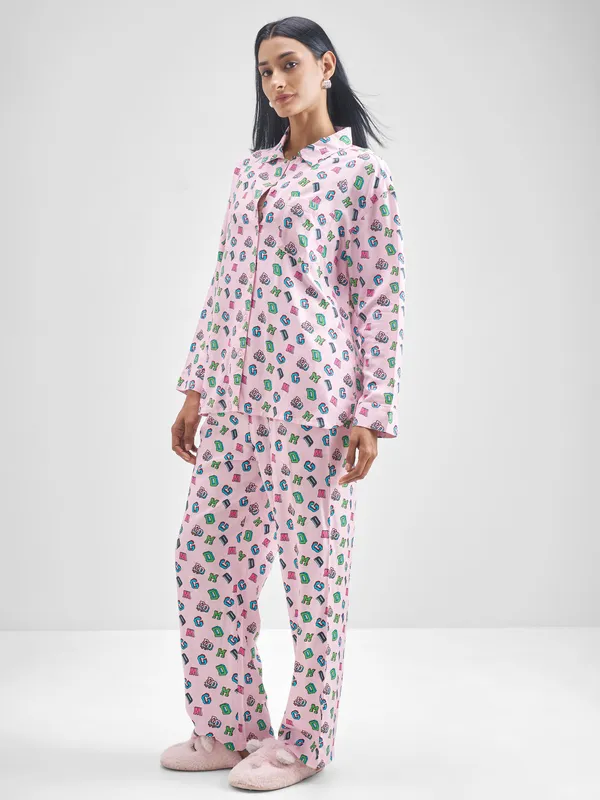 Disney By Tokyo Talkies Women Pink Donald Duck Shirt With Trouser Co-Ords