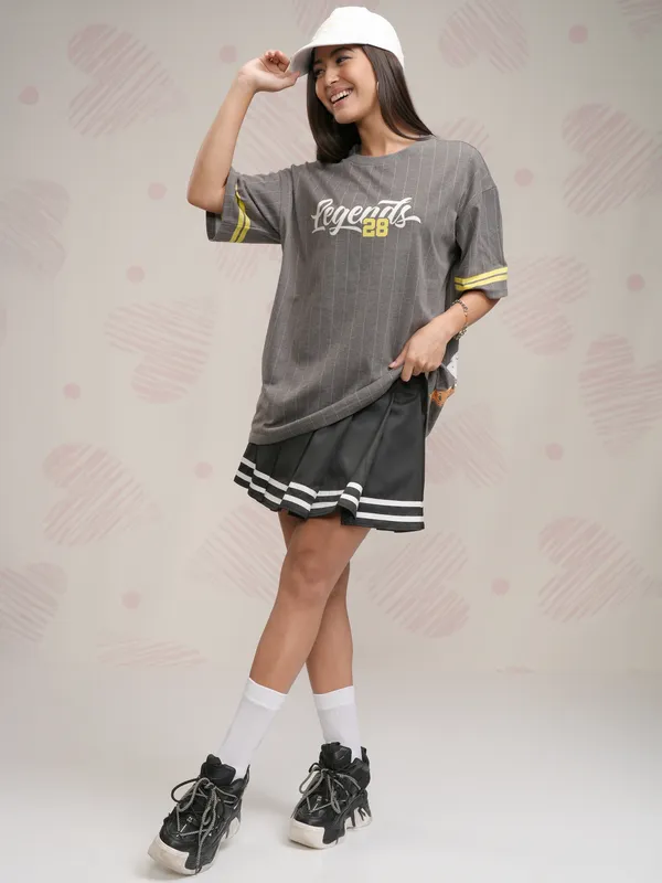 Donald Duck Printed Oversized Fit T-Shirt