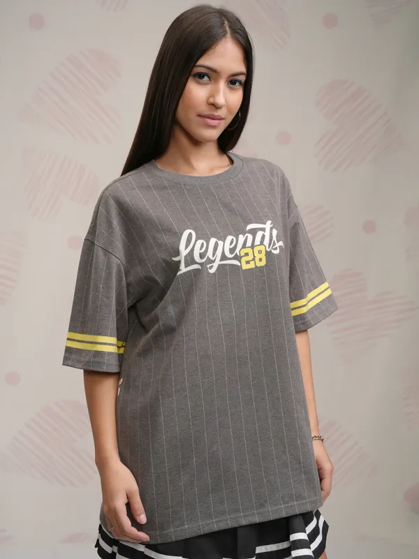 Donald Duck Printed Oversized Fit T-Shirt