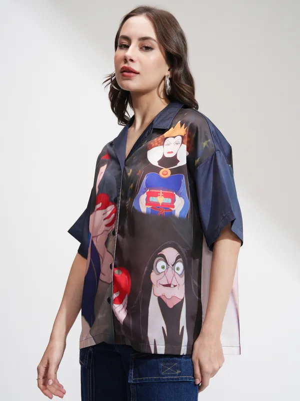 Snow White And Evil Queen Women Printed Casual Shirt