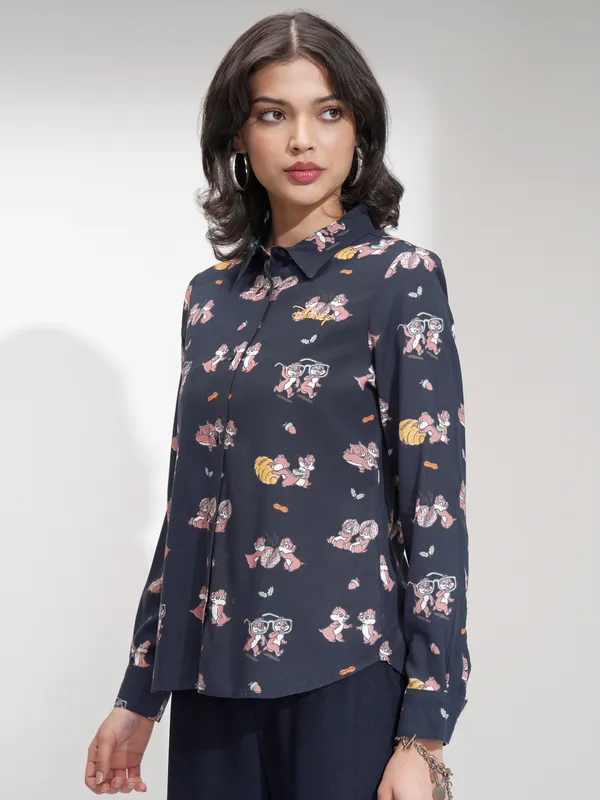 Disney By Tokyo Talkies Women Navy Blue Chip And Dale Printed Casual Shirt