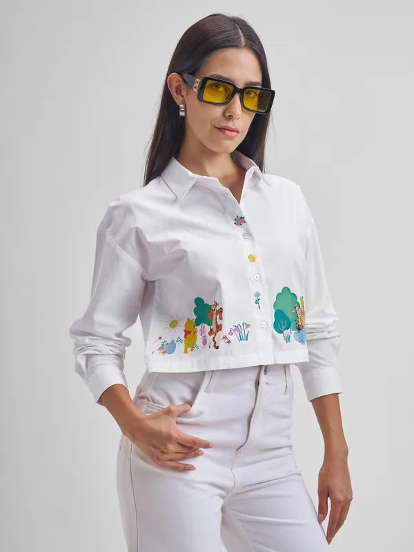Winnie The Pooh And Pals Women Printed Boxy Casual Shirt