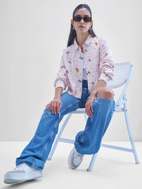 Disney By Tokyo Talkies Women White Winnie The Pooh Printed casual shirts