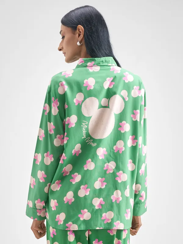 Disney By Tokyo Talkies Women Green Minnie Mouse Printed Casual Shirt