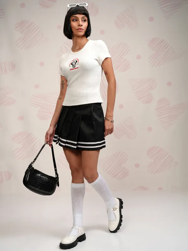 Disney By Tokyo Talkies Women White Minnie Mouse Embroidered Round Neck T-Shirt