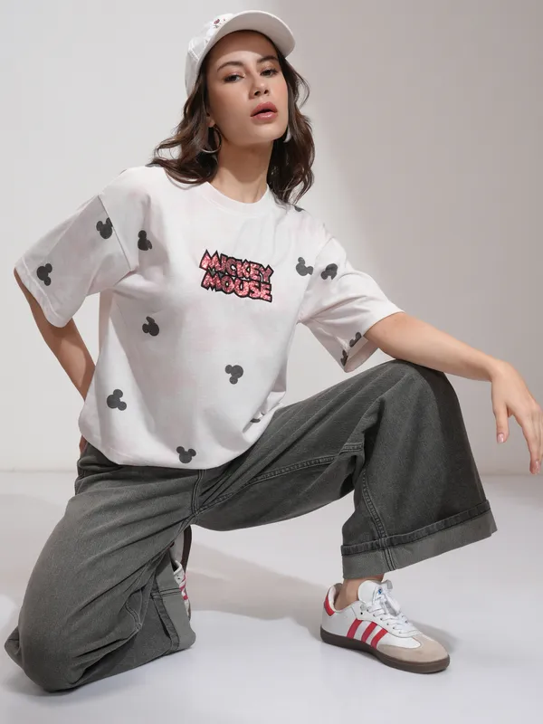 Disney By Tokyo Talkies Women Pink Mickey Mouse Printed Round Neck T-Shirt