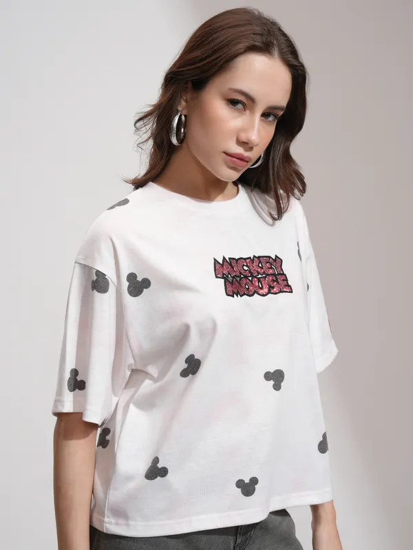 Disney By Tokyo Talkies Women Pink Mickey Mouse Printed Round Neck T-Shirt