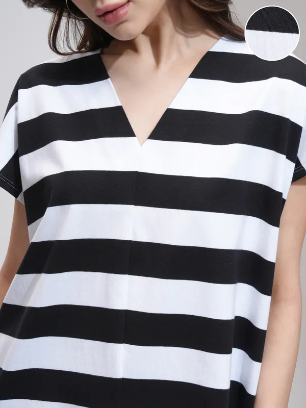 Tokyo Talkies Women Black Top With Short