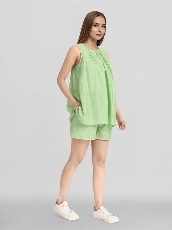 ESPYR By Tokyo Talkies Women Green Top With Shorts Co-Ords