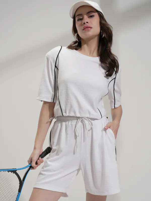 Tokyo Talkies Women White Top With Shorts Co-Ords