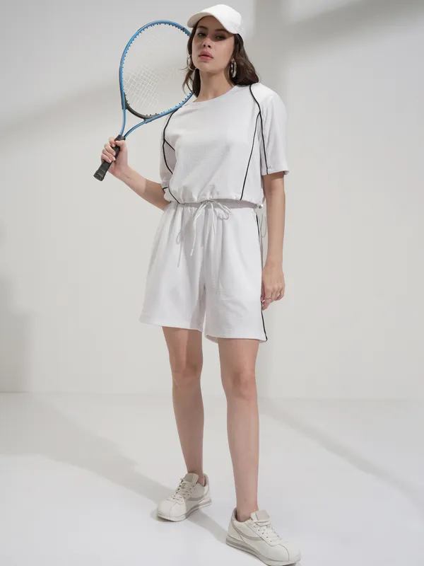 Tokyo Talkies Women White Top With Shorts Co-Ords