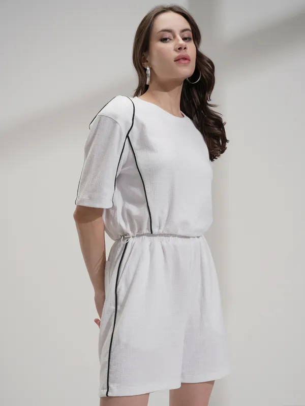 Tokyo Talkies Women White Top With Shorts Co-Ords