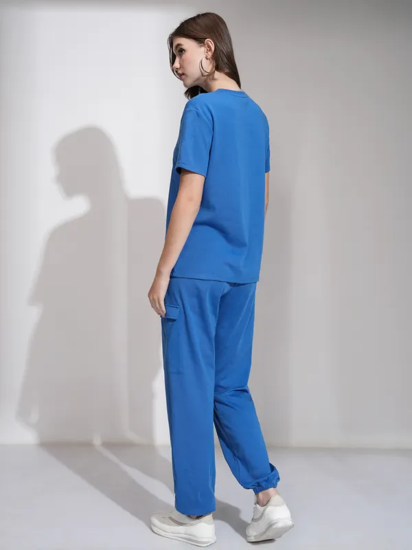 Tokyo Talkies Women Blue T-Shirt With Joggers Co-Ords