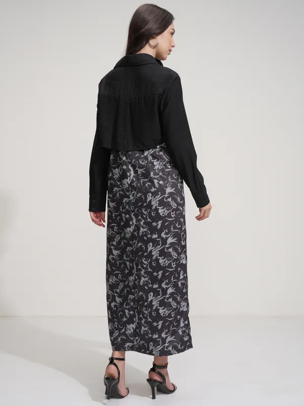 Tokyo Talkies Women Black Printed Bodycon Dress