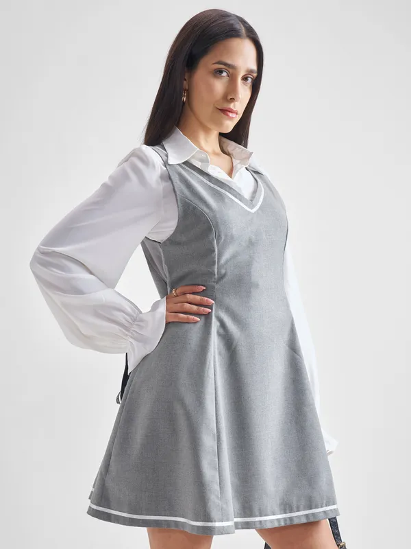 ESPYR By Tokyo Talkies Women Solid Shirt Dress