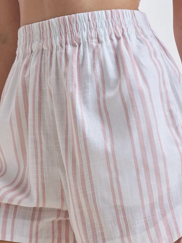 ESPYR By Tokyo Talkies Women White Shirt With Shorts Co-ords