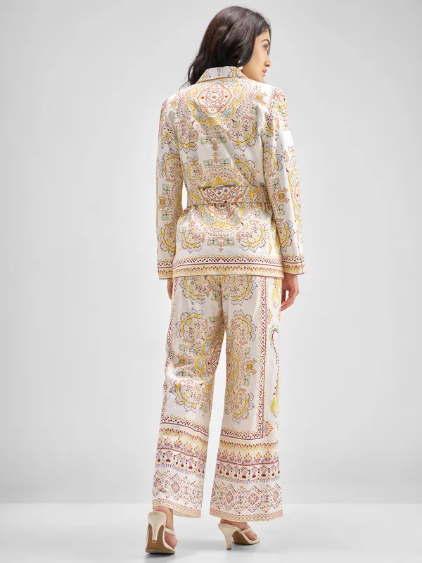 Chic By Tokyo Talkies Women Multi Blazer With Trouser Co-Ords