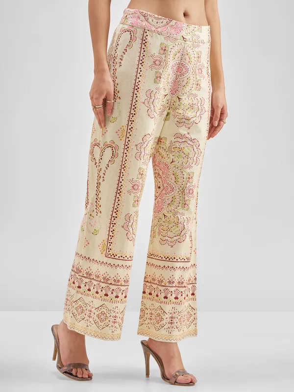 Chic By Tokyo Talkies Women Multi Blazer With Trouser Co-Ords