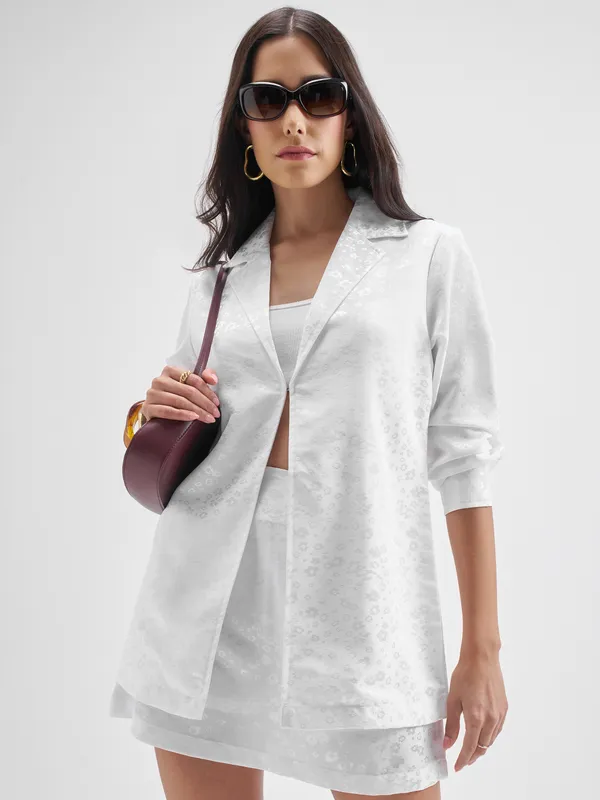 Chic By Tokyo Talkies Women White Coat With Skirt Co-Ords
