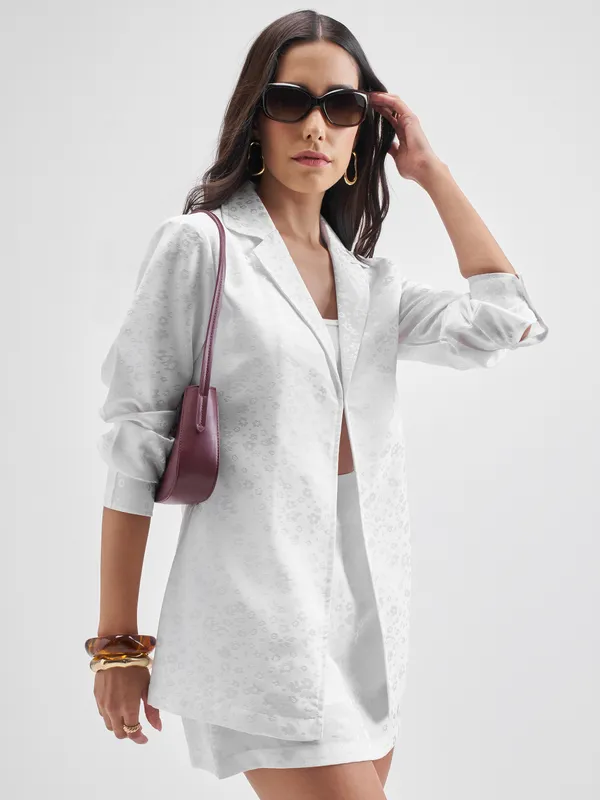 Chic By Tokyo Talkies Women White Coat With Skirt Co-Ords