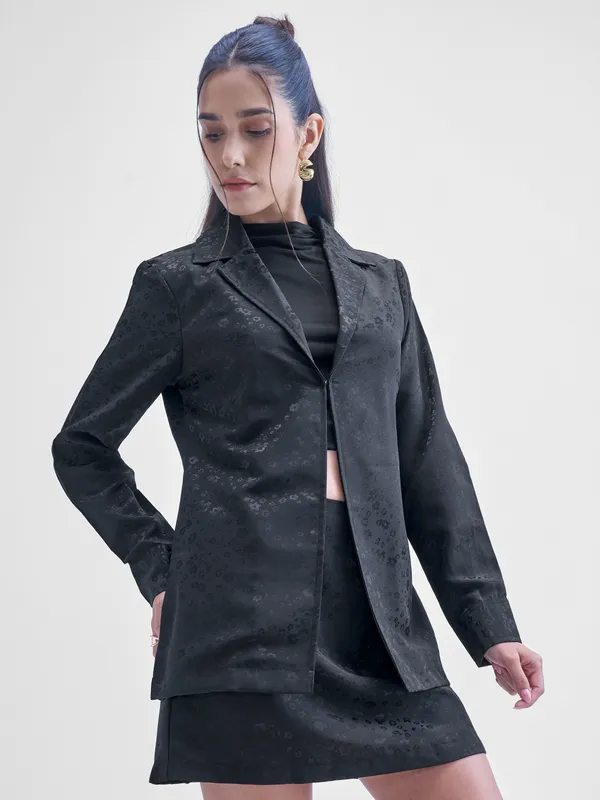ESPYR By Tokyo Talkies Women Black Blazer With Skirt Co-Ords