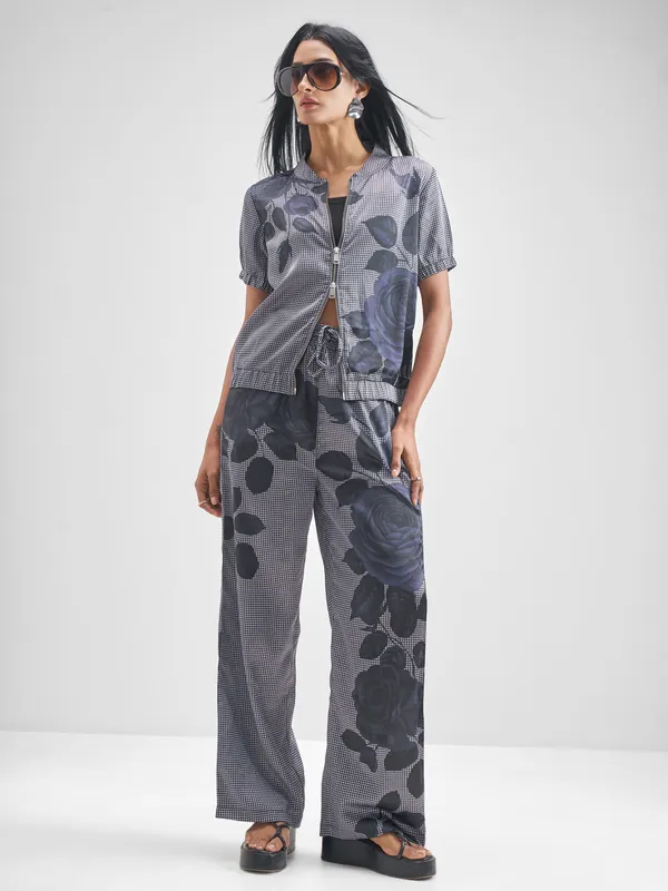 Tokyo Talkies Women Grey Shirt With Trouser Co-Ords