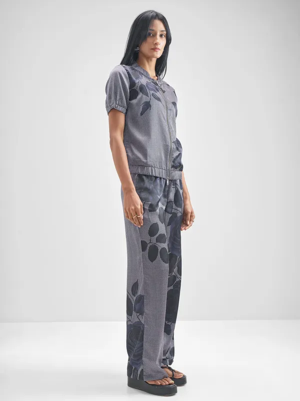 Tokyo Talkies Women Grey Shirt With Trouser Co-Ords