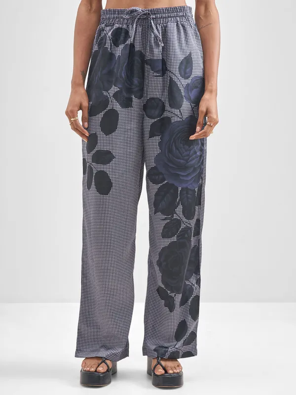 Tokyo Talkies Women Grey Shirt With Trouser Co-Ords