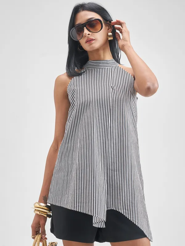 Women Top With Shorts Co-Ords