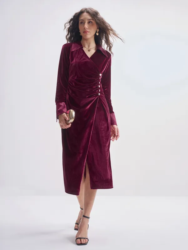 Tokyo Talkies Women Maroon Solid Shirt Dress