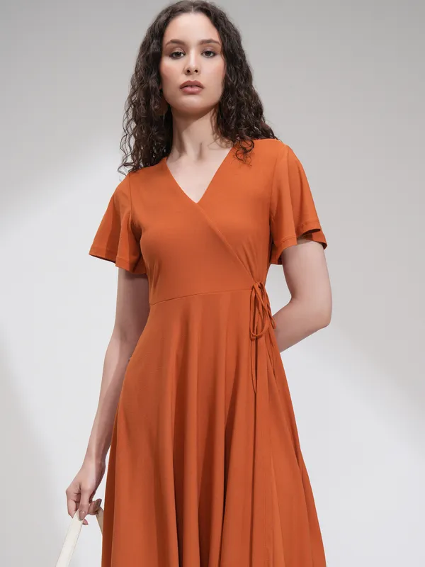Tokyo Talkies Women Rust Solid Wrap Dress