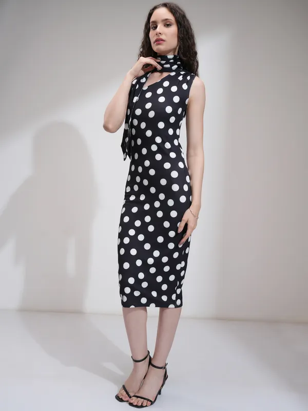 Tokyo Talkies Women Black Printed Bodycon Dress