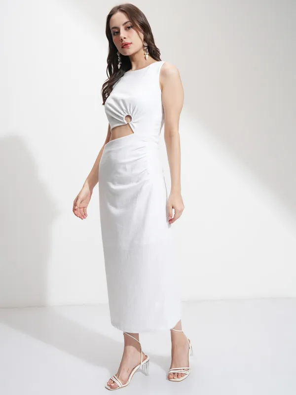 Tokyo Talkies Women White Solid Bodycon Dress